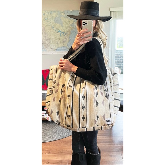 Handmade Pendleton Southwestern Shopper Tote Bag - Picture 2 of 8